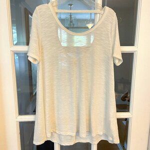Women's Abercrombie and Fitch short sleeved swing top